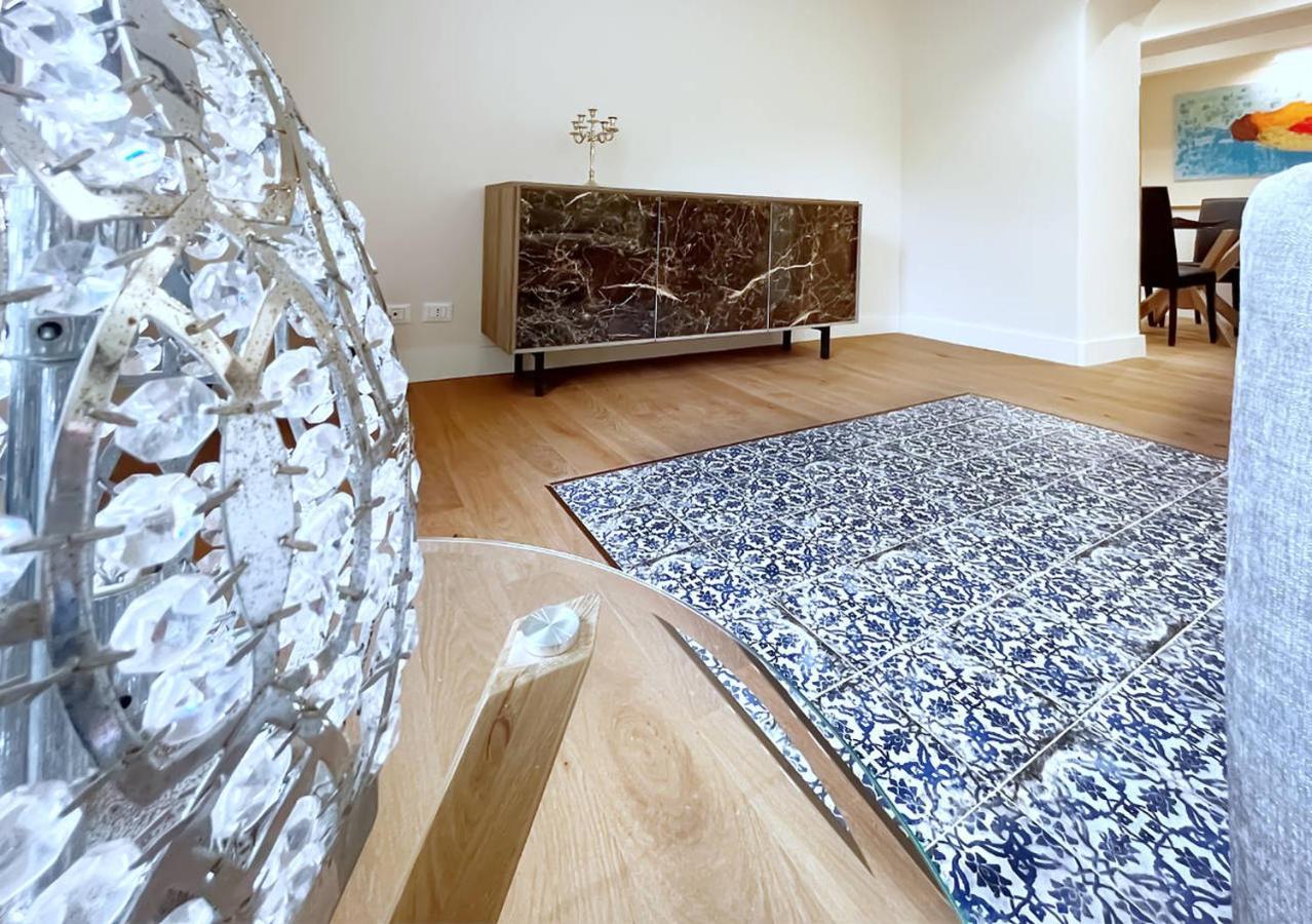 Solemar Sicilia - Casa Adele Apartment Palermo Bagian luar foto